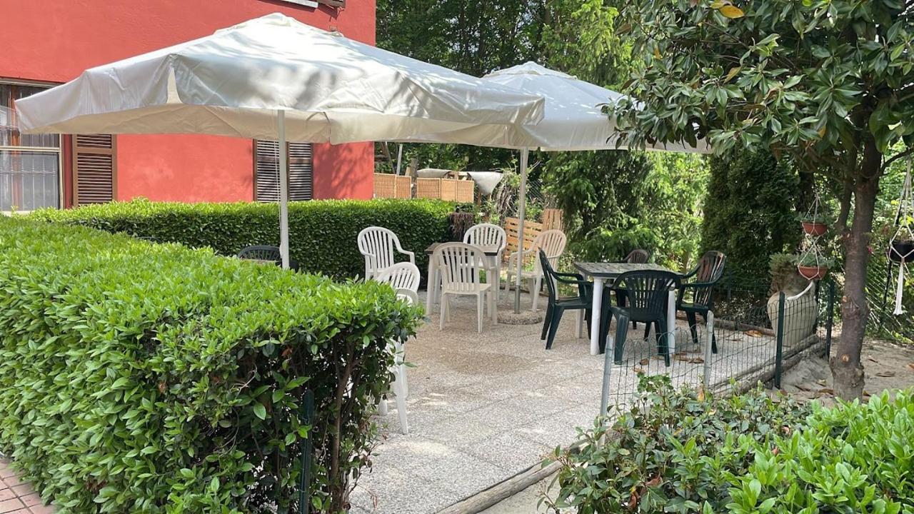 Mosci'S Bed & Beer San Damiano dʼAsti Exterior foto
